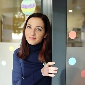 simona-milanova-maikomila-bg_280x280_crop_478b24840a