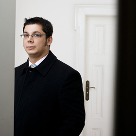 stoyan-stavru_280x280_crop_478b24840a