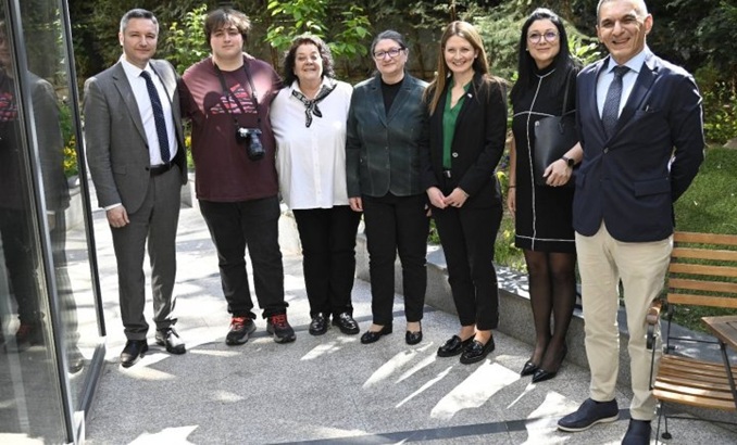 da-si-razlichnichen-v-duma_678x410_crop_478b24840a