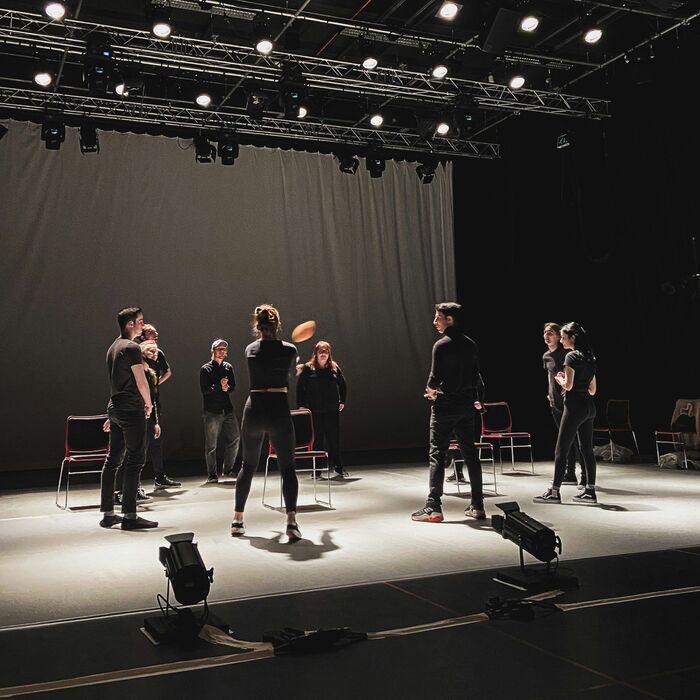 002-unsplash_700x700_crop_478b24840a