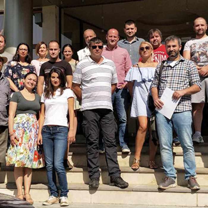 evgeni-radan_700x700_crop_478b24840a