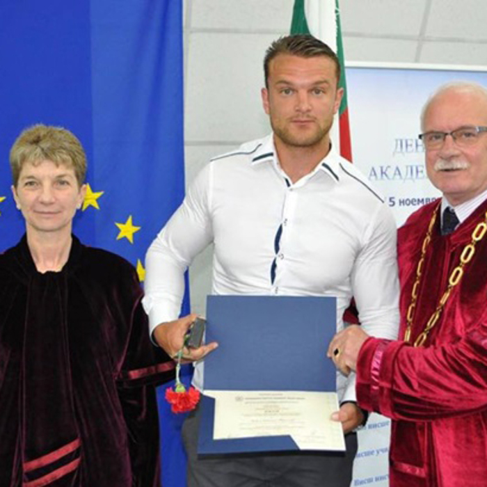 ivan-nedelcev_700x700_crop_478b24840a